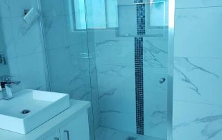 bath shower screens