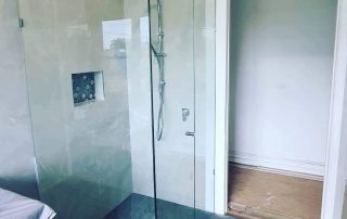 Affordable Frameless Shower screen